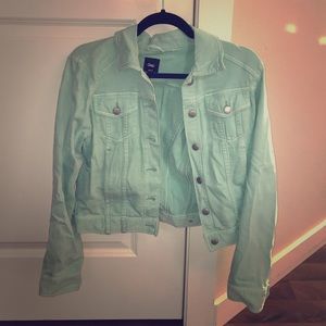 Gap Mint jean jacket with silver buttons